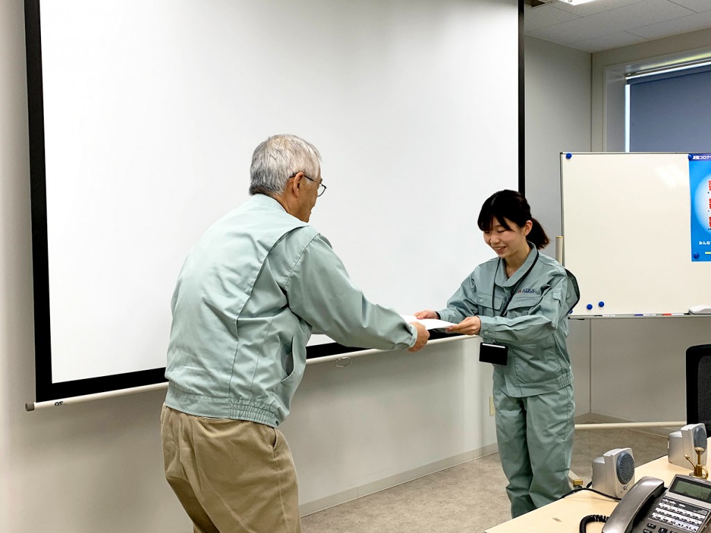 2020年度辞令交付式がありました【本社】