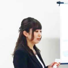 採用担当者