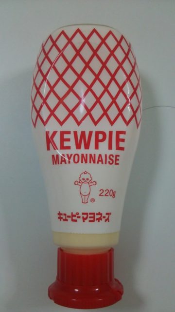 キューピーマヨネーズ倒立タイプ