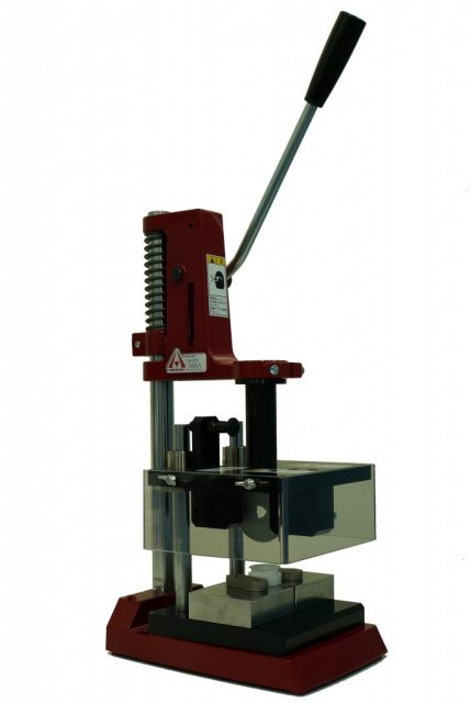 %e3%82%ad%e3%83%83%e3%82%bf%e3%83%ad%e3%82%a64-2