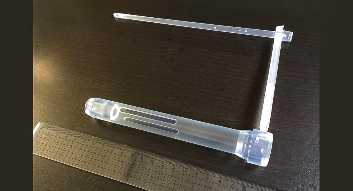 コールドランナーでの成形品