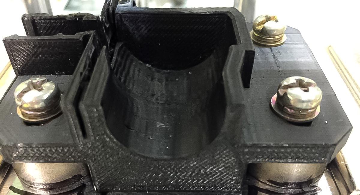 3Dプリンタで作成された治具