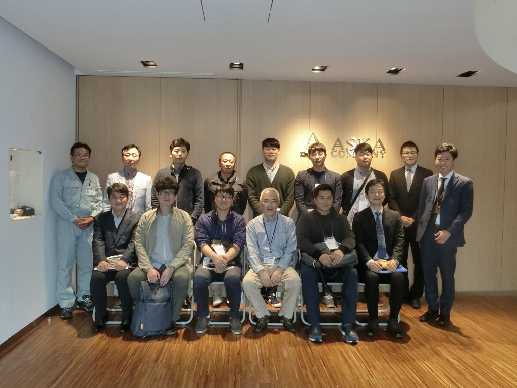 斗山重工業様との記念写真