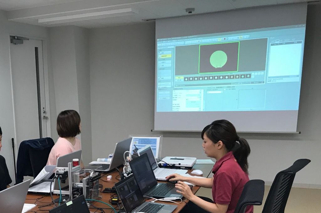 実際にカメラセミナーをお行ている時の写真