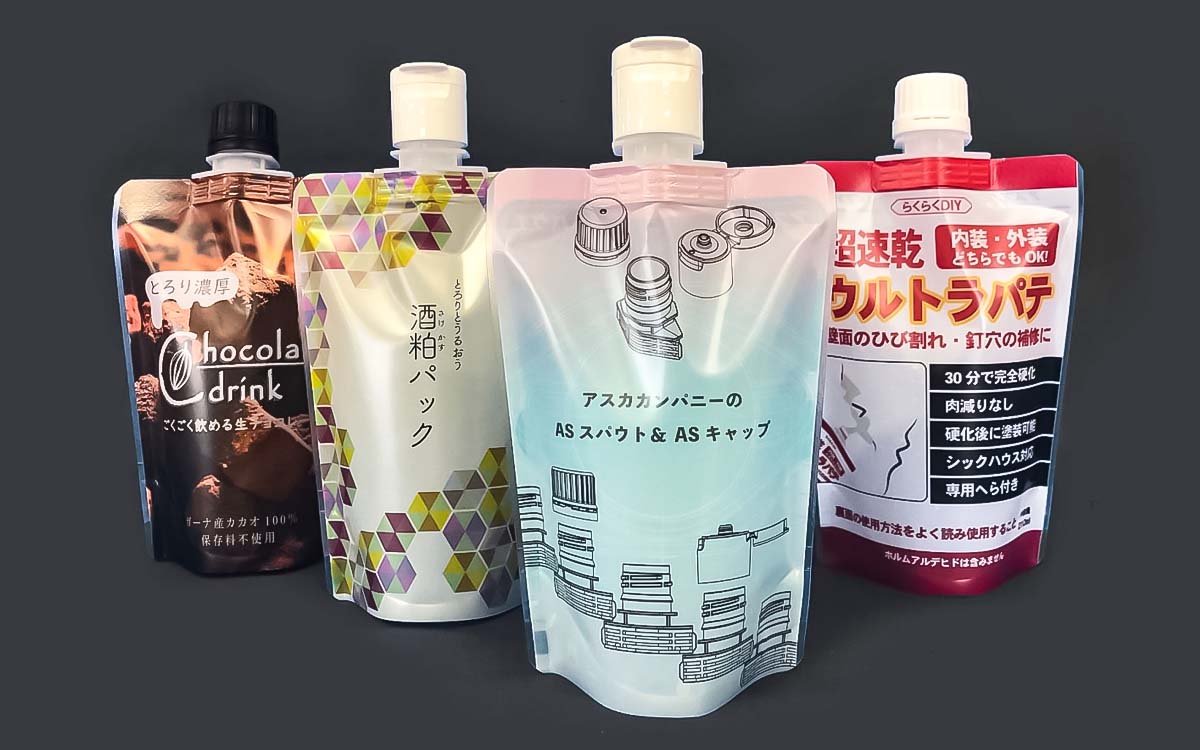 スパウトパウチとキャップ