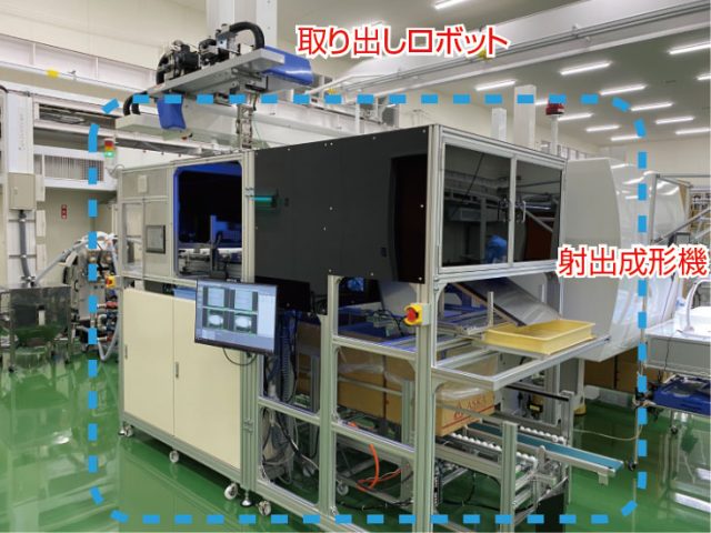 射出成形機とカメラ検査機器たち