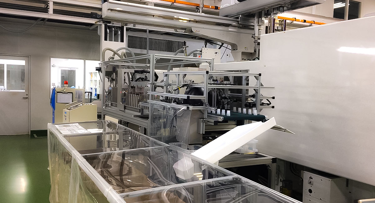 スパウト生産機械