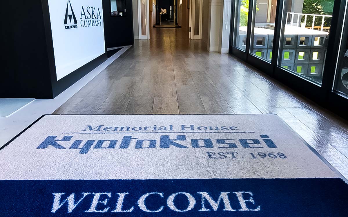 KYHouseの玄関マット