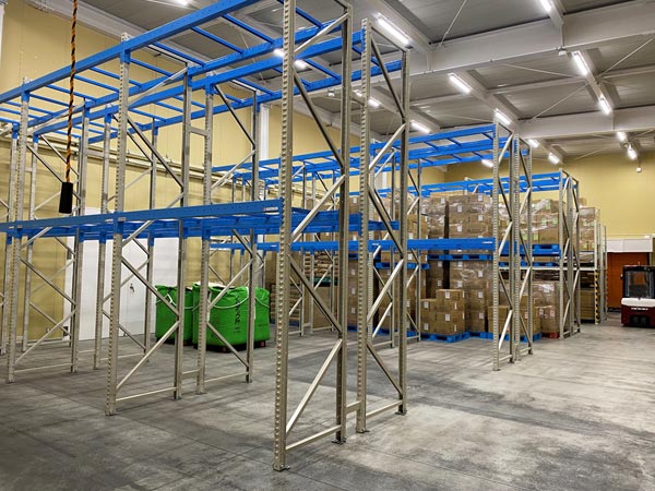 ナレッジパークの倉庫ラック