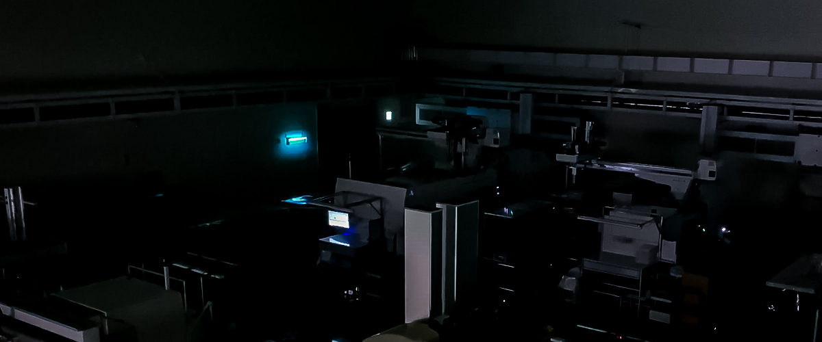 夜間無人化時の工場の様子