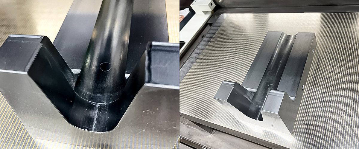 加工機の上のパウチスタンド金型